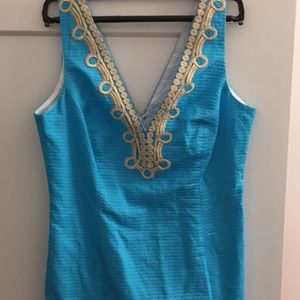 Lilly Pulitzer textured shift EUC fits like 8